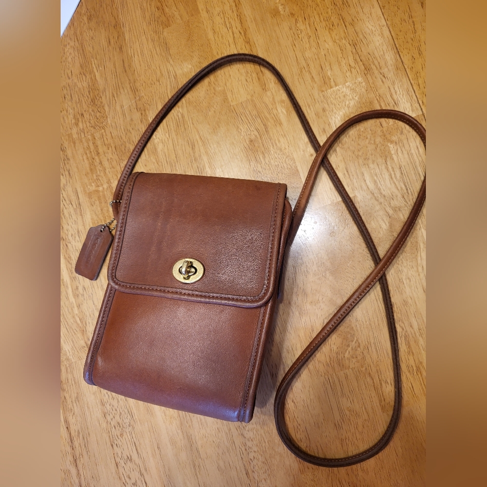 British Tan Coach Vintage Scooter Crossbody Bag #9978